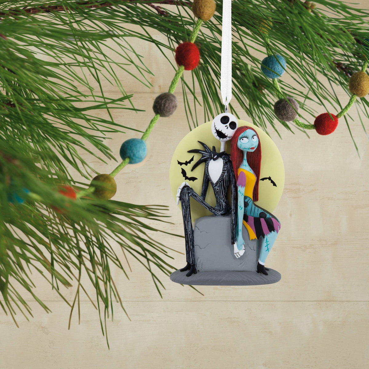 Disney The Nightmare Before Christmas Jack & Sally Ornament